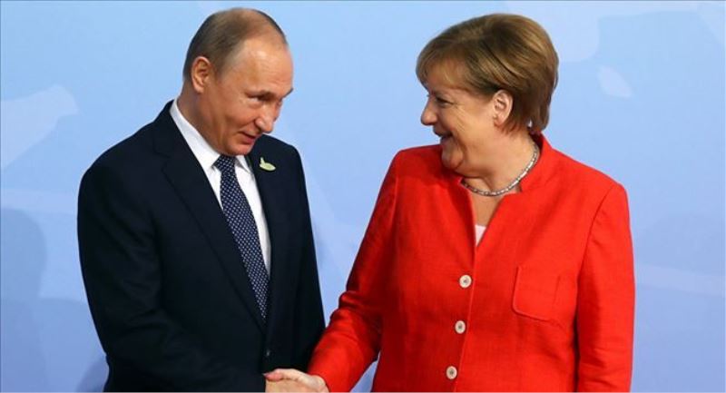 Putin: Rusya´nın Almanya seçimlerine müdahale etmesi için bir neden yok