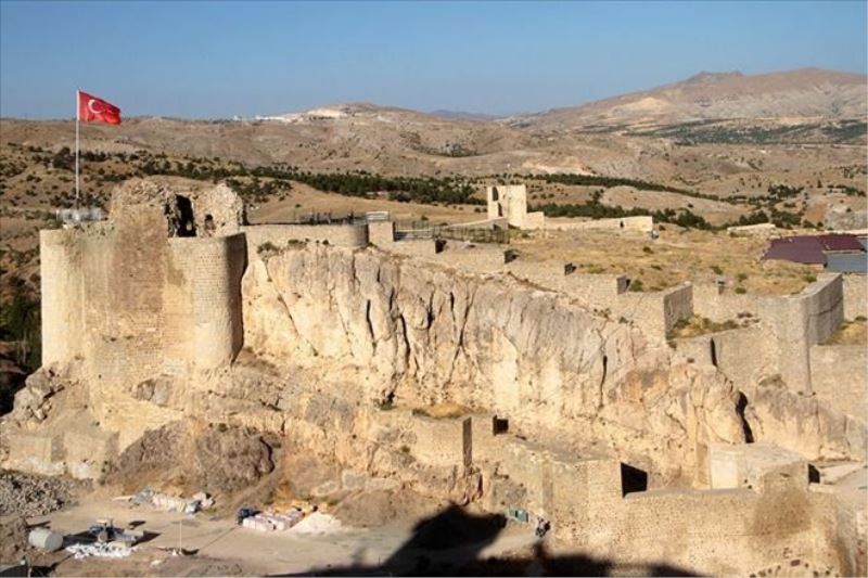 2 800 Yıllık Tarihi Surlar ayağa kaldırılıyor