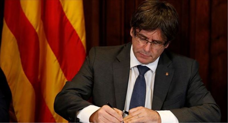 Katalonya Parlamentosu, bağımsızlık referandumu yasasını kabul etti