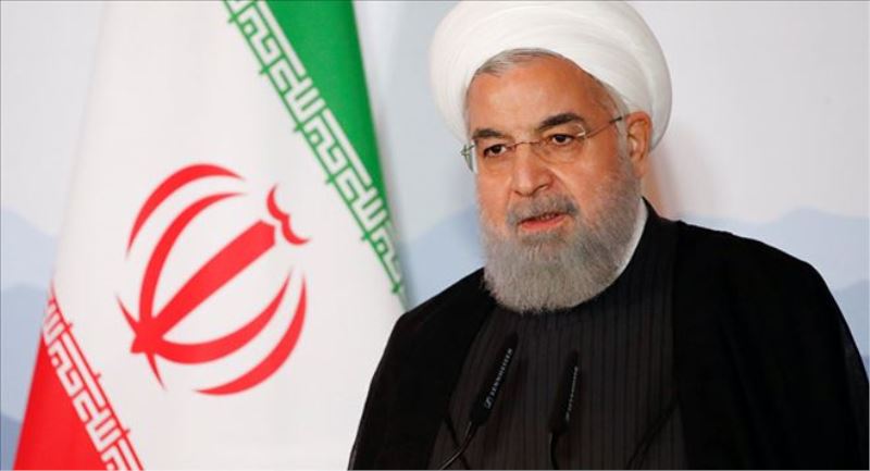 Ruhani: Yaptırımların ekonomi üzerinde etkisi olmadı