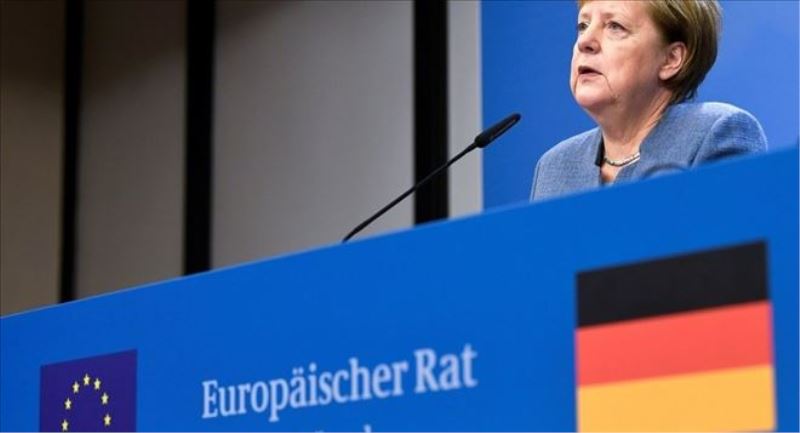 Merkel: İngiltere´nin 45 yıl sonra AB´den ayrılması trajik