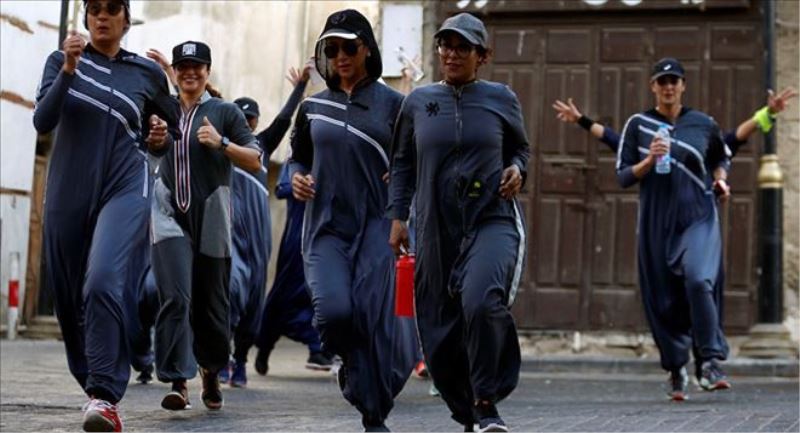 Suudi Veliaht Prensi: Kadın çarşaf giymek zorunda değil, ne giyeceğine kendi karar vermeli