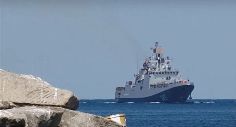 Görevlerini tamamlayan Rus gemileri Akdeniz´den ayrıldı