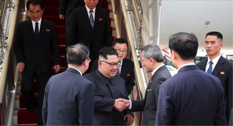 Kuzey Kore lideri Kim, tarihi zirve için Singapur´da