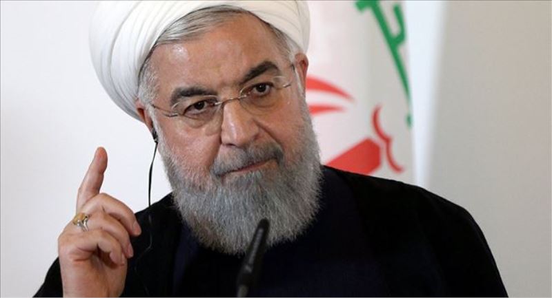 Ruhani: İran´da ihracat gelirinin yarısı piyasaya girmiyor