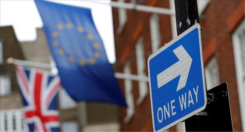 May: Brexit uzun süreli ertelenebilir