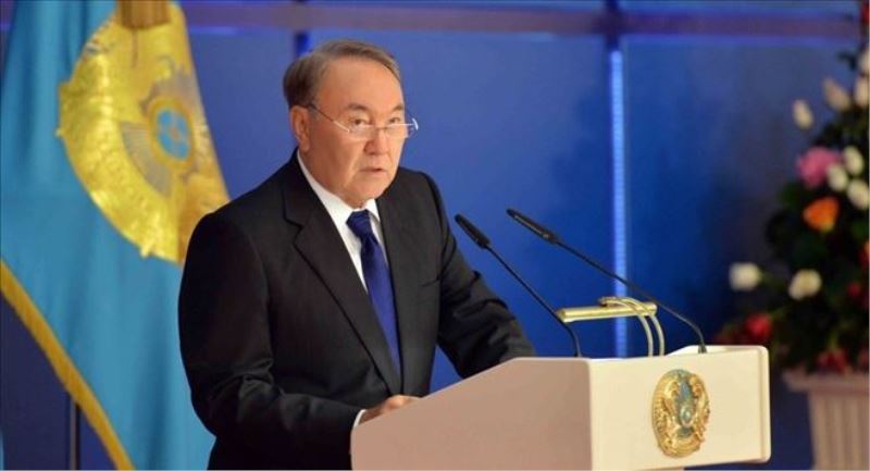28 yıldır koltukta oturan Kazak lider Nazarbayev istifa etti