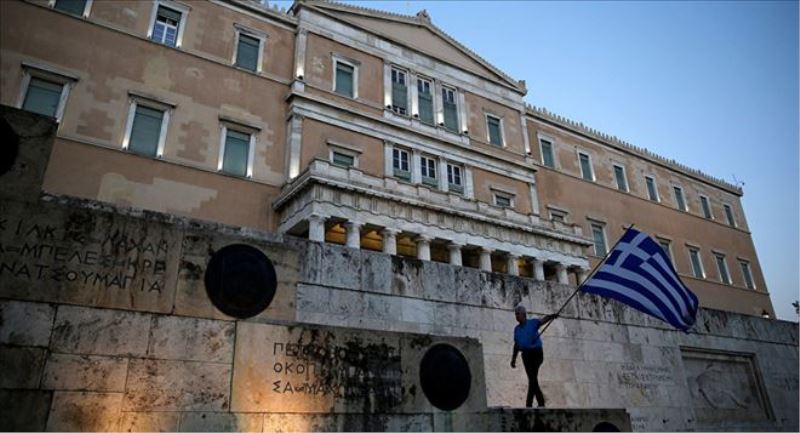 Yunan meclisi, Almanya´dan 300 milyar euroluk savaş tazminatı talep edilmesi önergesini onayladı