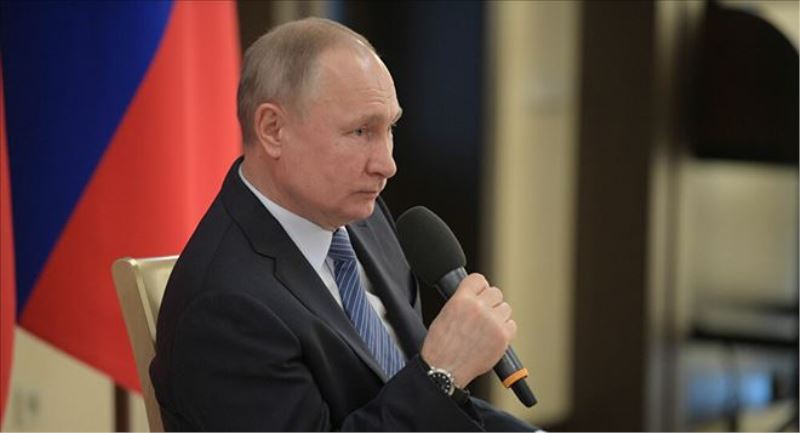 Putin: Rusya, koronavirüs salgınını üç aydan az bir sürede atlatabilir