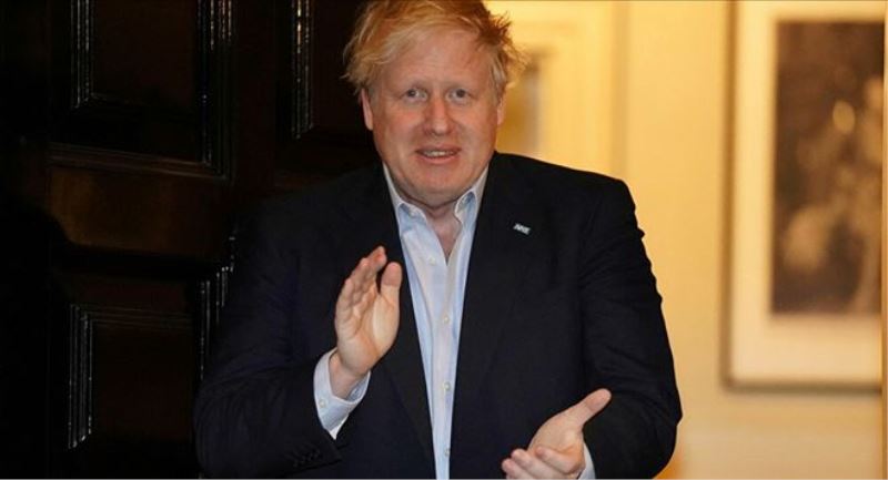 Boris Johnson 22 gün sonra görevine döndü