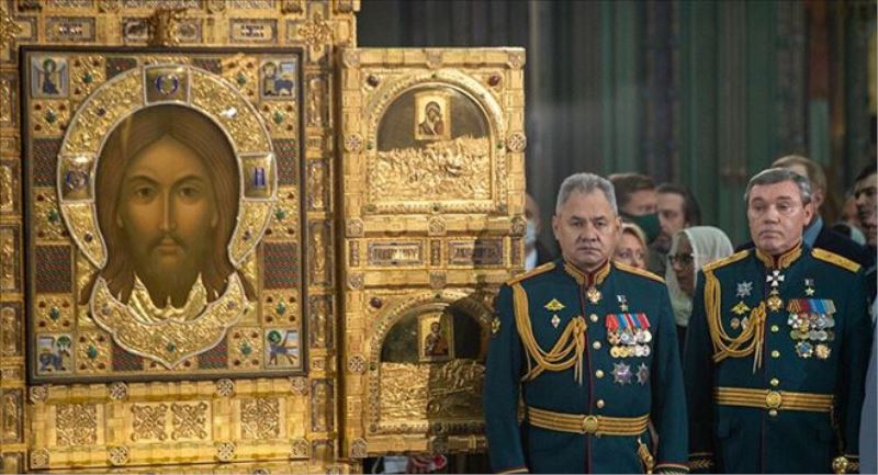 Rusya ordusunun ana kilisesi törenle kutsandı
