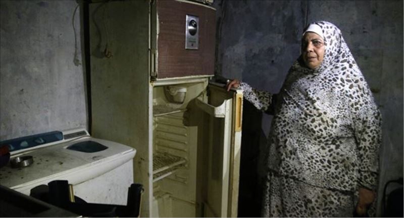 Açlıkla sınanan Lübnanlıların buzdolapları bomboş