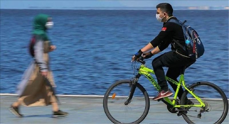 Bakan Karaismailoğlu: Bisiklet ve scooter yollarını metroyla tren hatlarına entegre edeceğiz