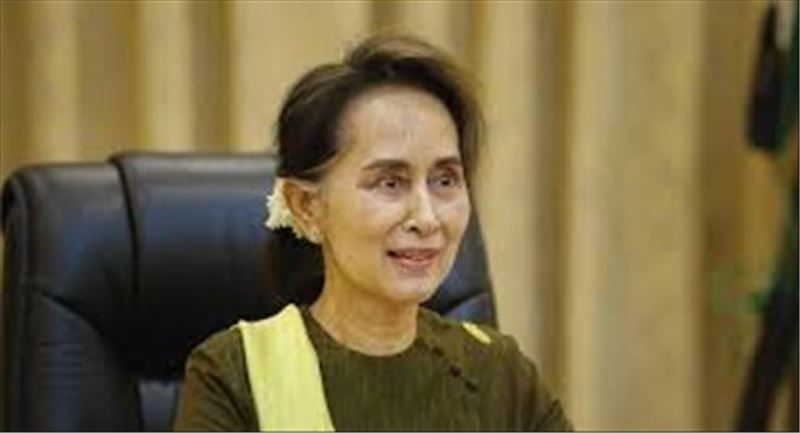 Arakanlı Müslümanlar ile ilgili eleştirilen Myanmar lideri Suu Kyi seçimlerde yeniden aday olacak