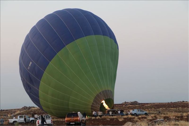 12 bin yıllık tarihi Göbeklitepe´de balon uçuşlarına yoğun ilgi
