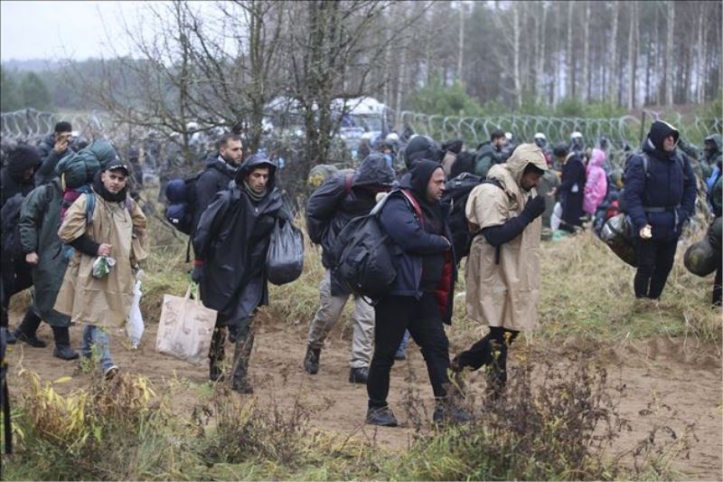 Belarus sınır kampındaki göçmenler eve dönmeyi reddettiklerini söylüyor.