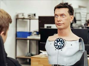 İnsansı robota yüzünü verene 200 bin dolar: ´Kibar ve arkadaş canlısı bir yüz olmalı´