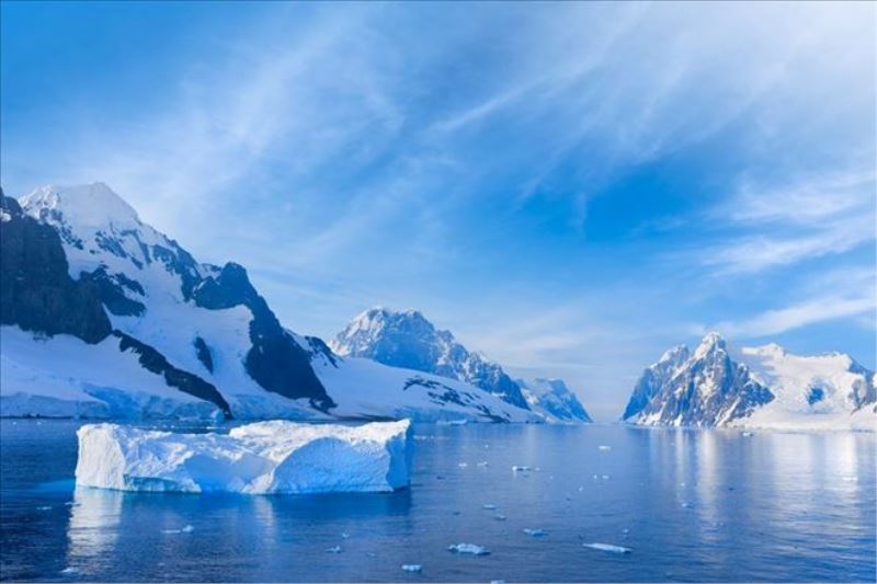 Antarktika´da buzullar hızla eriyor: Deniz seviyesi 5 metre kadar yükselebilir