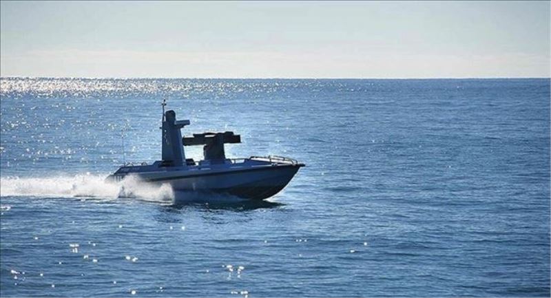 Türkiye´nin ilk silahlı deniz aracı ULAQ suya indirildi