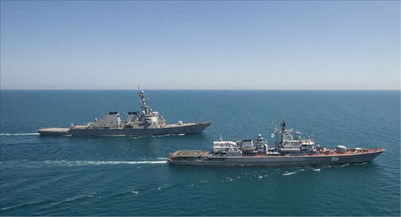 Rus Koramiral Svyataşov: ABD´ye ait savaş gemilerinin Karadeniz´e girmesine bir son verilmeli