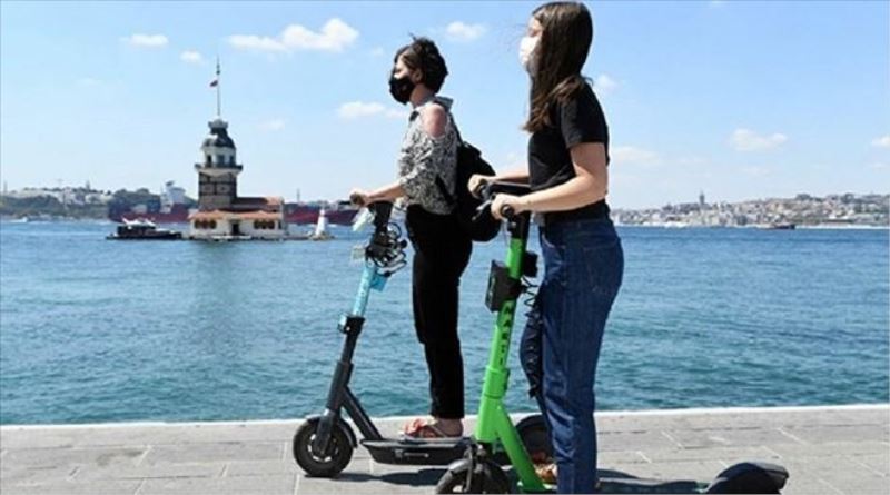 Elektrikli scooter yönetmeliği Resmi Gazete´de: ´Akrobatik hareketler yapmak´ yasaklandı