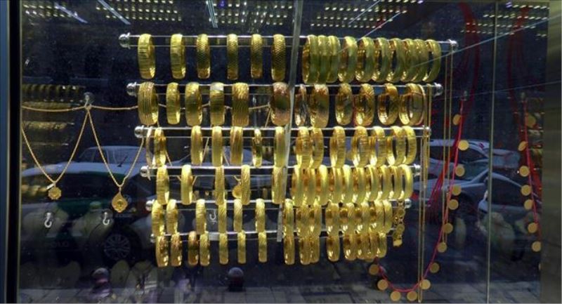 Ticaret Bakanlığı kuyumculardan altın toplama hedefinden vazgeçti: Yetki belgesi bedava verilecek