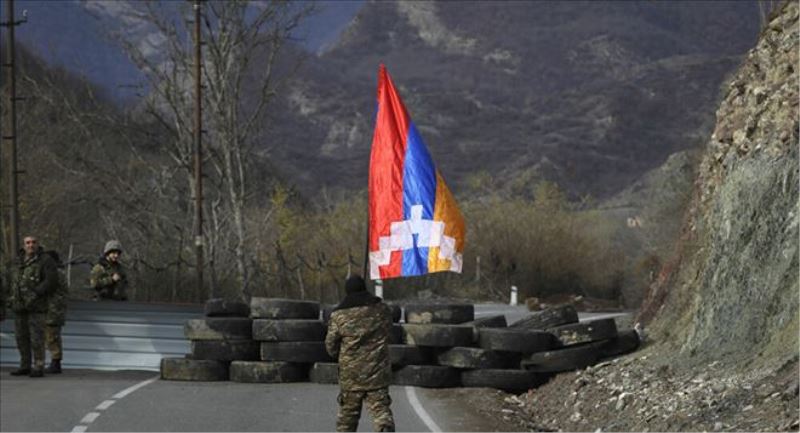 Ermenistan´da gönüllü silahlı birlik komutanına Azerbaycan için casusluk yapma suçlaması