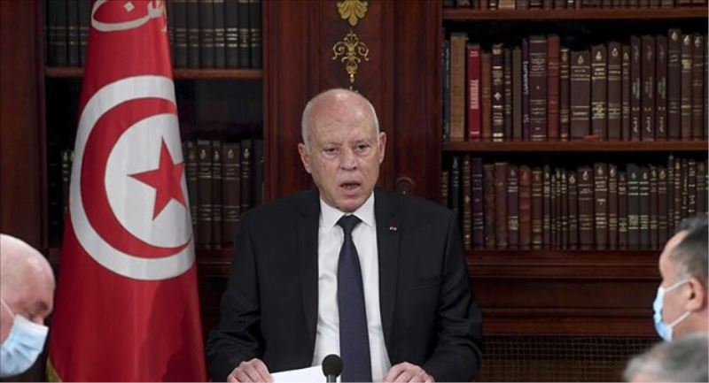 Tunus Cumhurbaşkanı Said, devlet kurumlarına sızmaya çalışanlar olduğunu belirtti