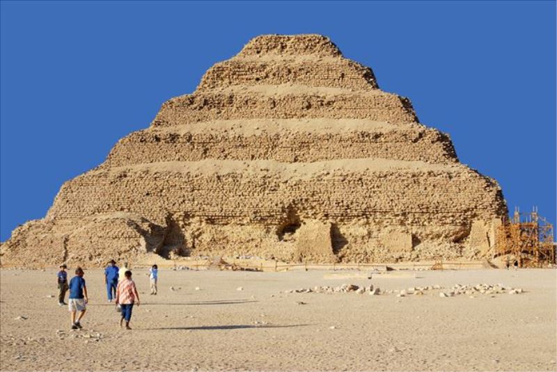 Firavun Zoser´in mezarı 15 yıllık restorasyonun ardından eski görkemine kavuştu