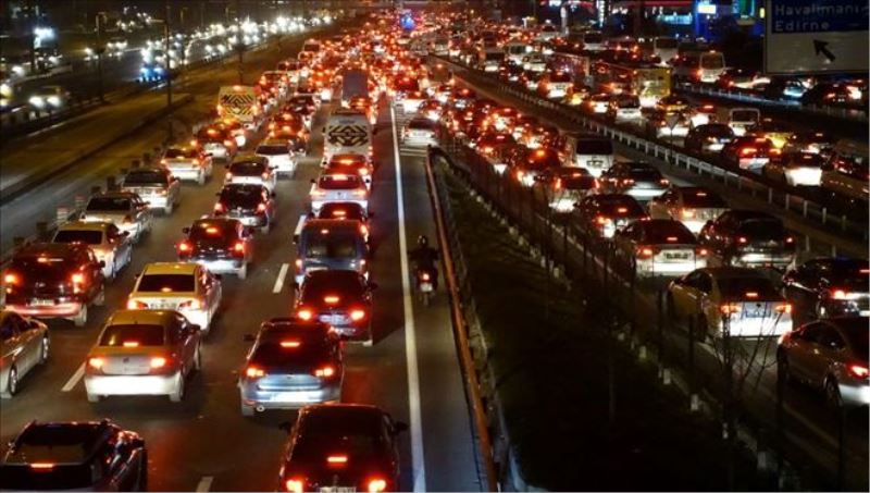 Araştırma: Dünyanın en sıkışık trafiği İstanbul´da