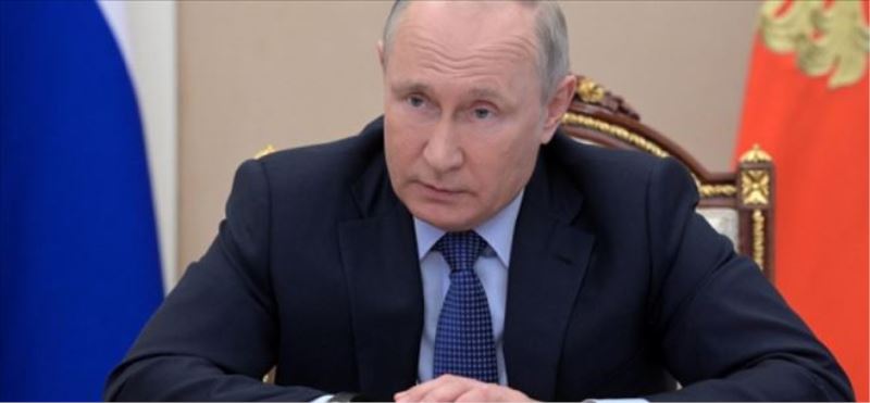Putin, enerji ihracatında ´güney ve doğudaki´ piyasalara yöneleceklerini duyurdu