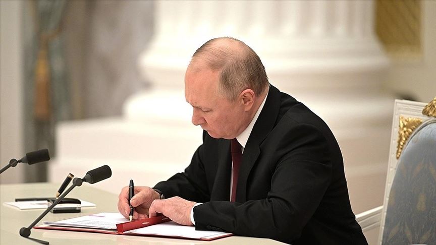 Putin, Rusya ile ABD arasındaki Yeni START antlaşmasını askıya alan yasayı imzaladı