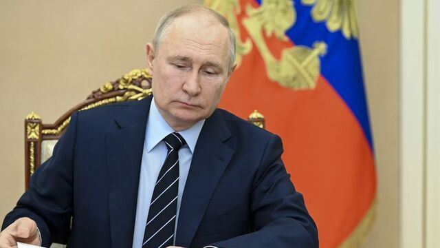 Putin, ABD ve Avrupa’nın elinde yeteri kadar mühimmat olmadığını söyledi