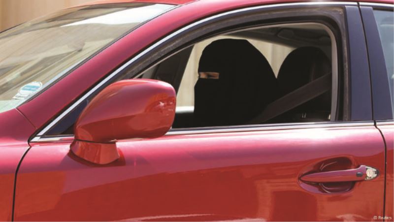 Suudi kadınlar pes etmiyor
