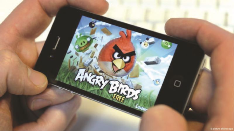 Angry Birds üzerinden casusluk