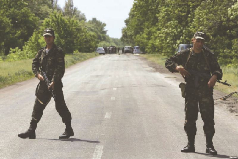 Rus Yanlıları 13 Ukraynalı Askeri Öldürdü