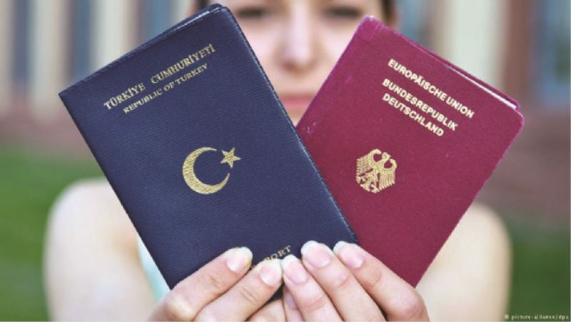 `Yeni çifte vatandaşlık yasası ayrımcı`
