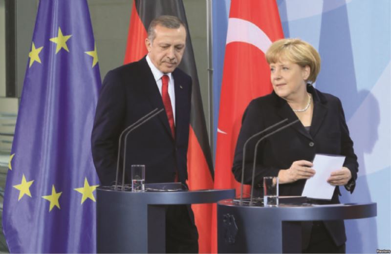 Erdoğan Almanya`nın Gündeminden Düşmüyor