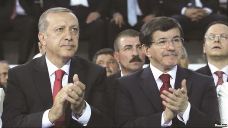 AKP`nin yeni genel başkanı Davutoğlu