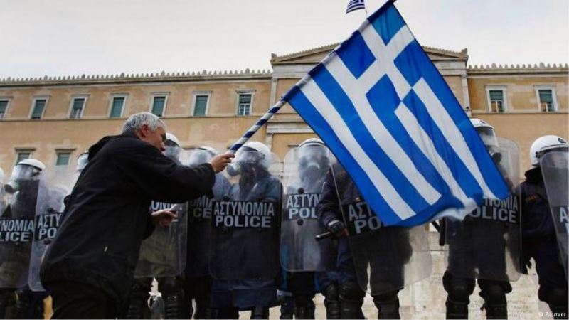Avrupa, Yunan Adaletinden Şikayetçi