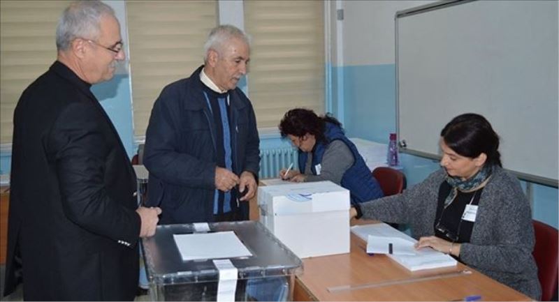 Bulgaristan´da cumhurbaşkanı seçimi ikinci tura kaldı  