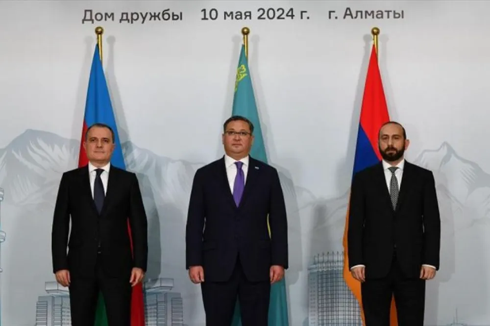Almatı, Azerbaycan ve Ermenistan